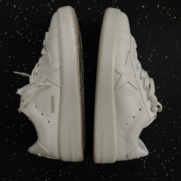 Golden Goose Sneakers, Mens Purestar with white star + heel tab, Size 39 - Picture 1 of 4